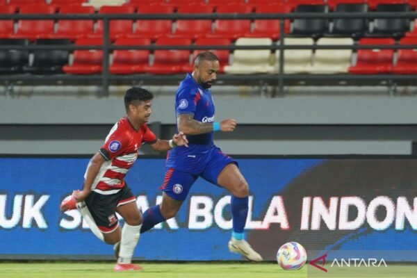 Arema FC Bertekad 200 Persen Ambil Tiga Poin dari Persebaya