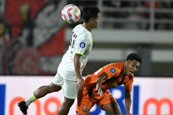 Borneo FC Tahan Imbang Persebaya 1-1
