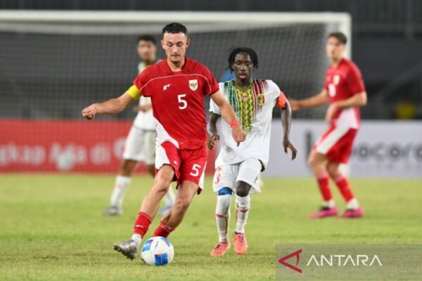 Ivar Jenner Pantas Memimpin Garuda Muda, Ungkap Kadek Arel